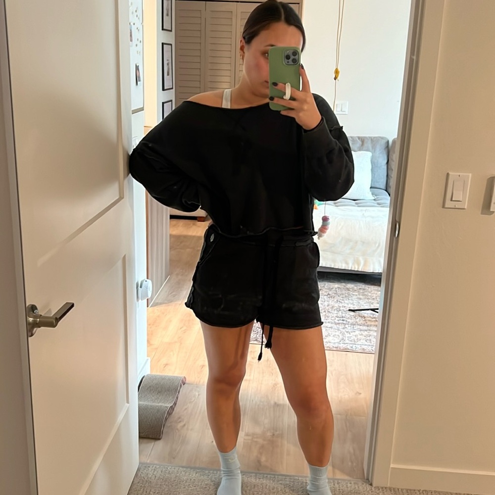 Free people set!